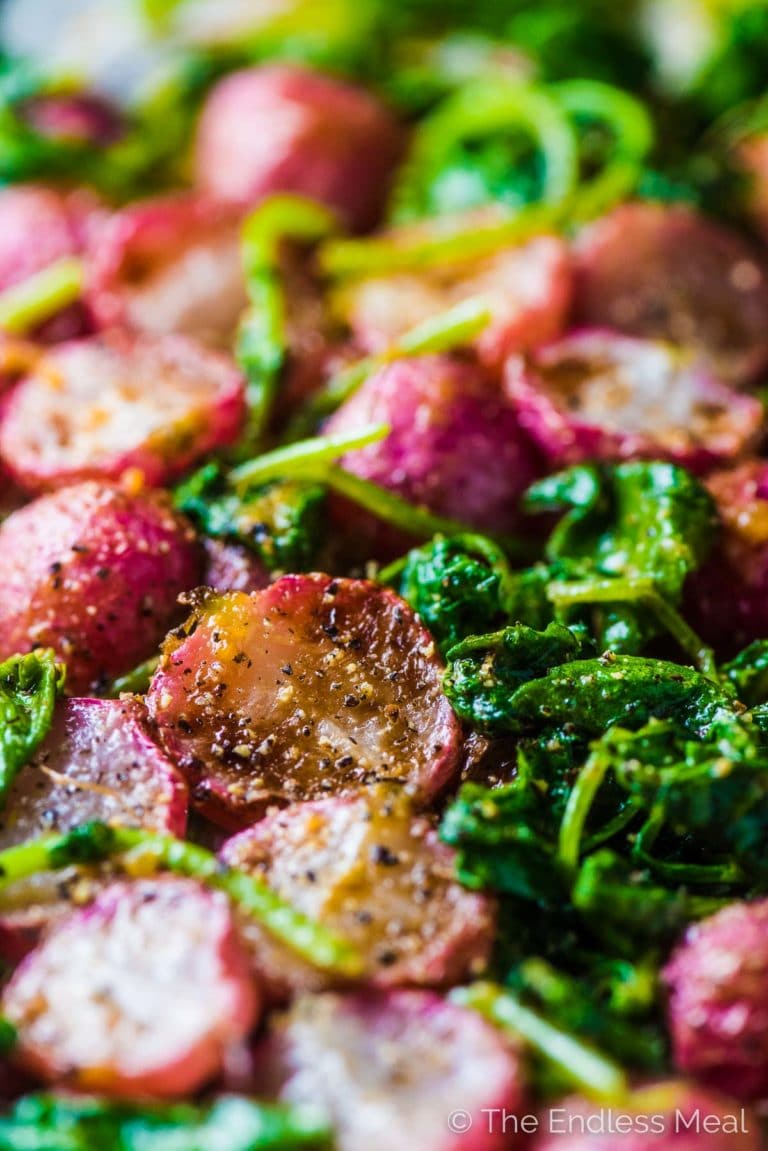 A cose up of this roasted radishes recipe. 
