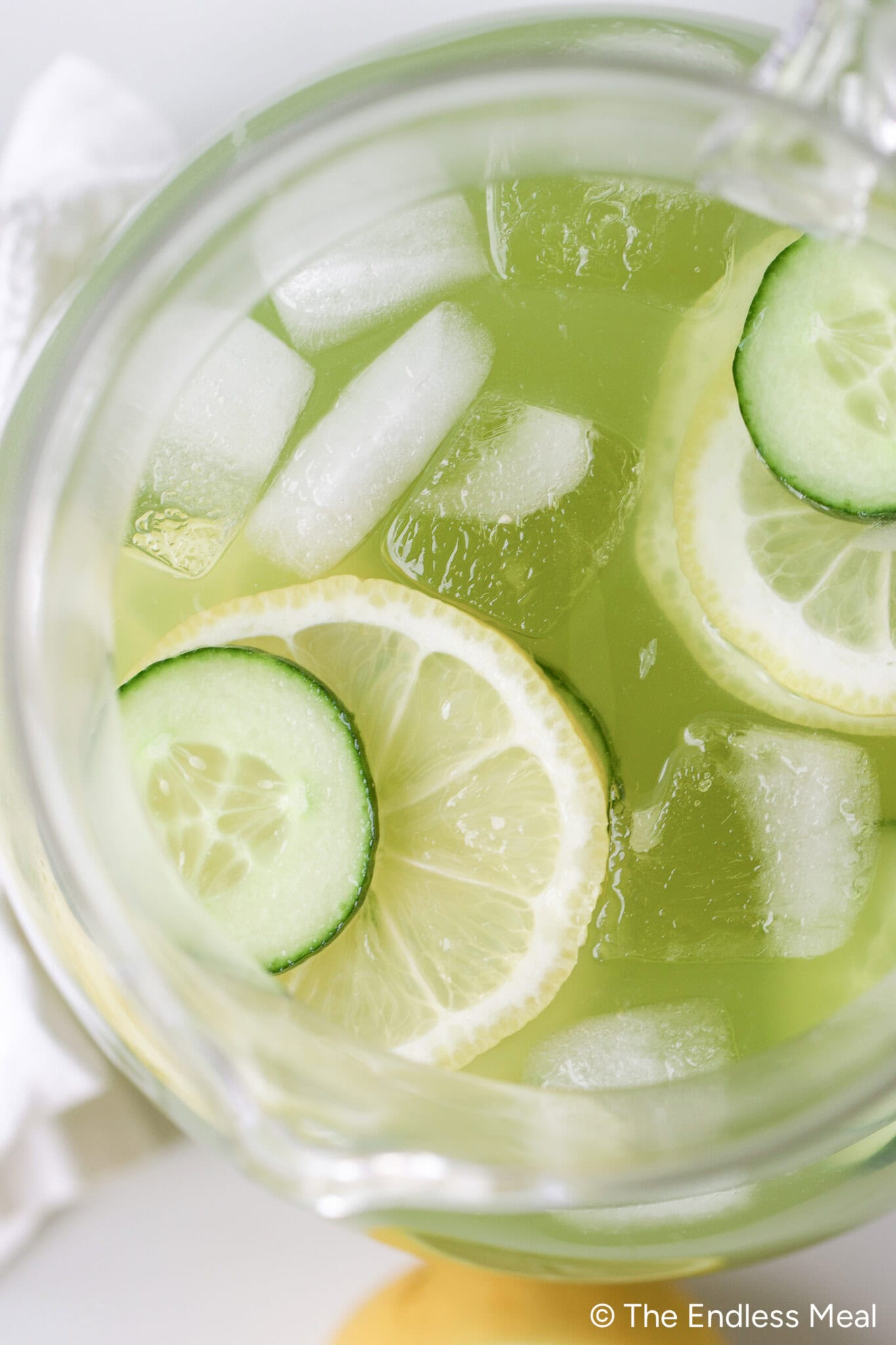 Fresh Cucumber Lemonade (10 Minute Recipe!)