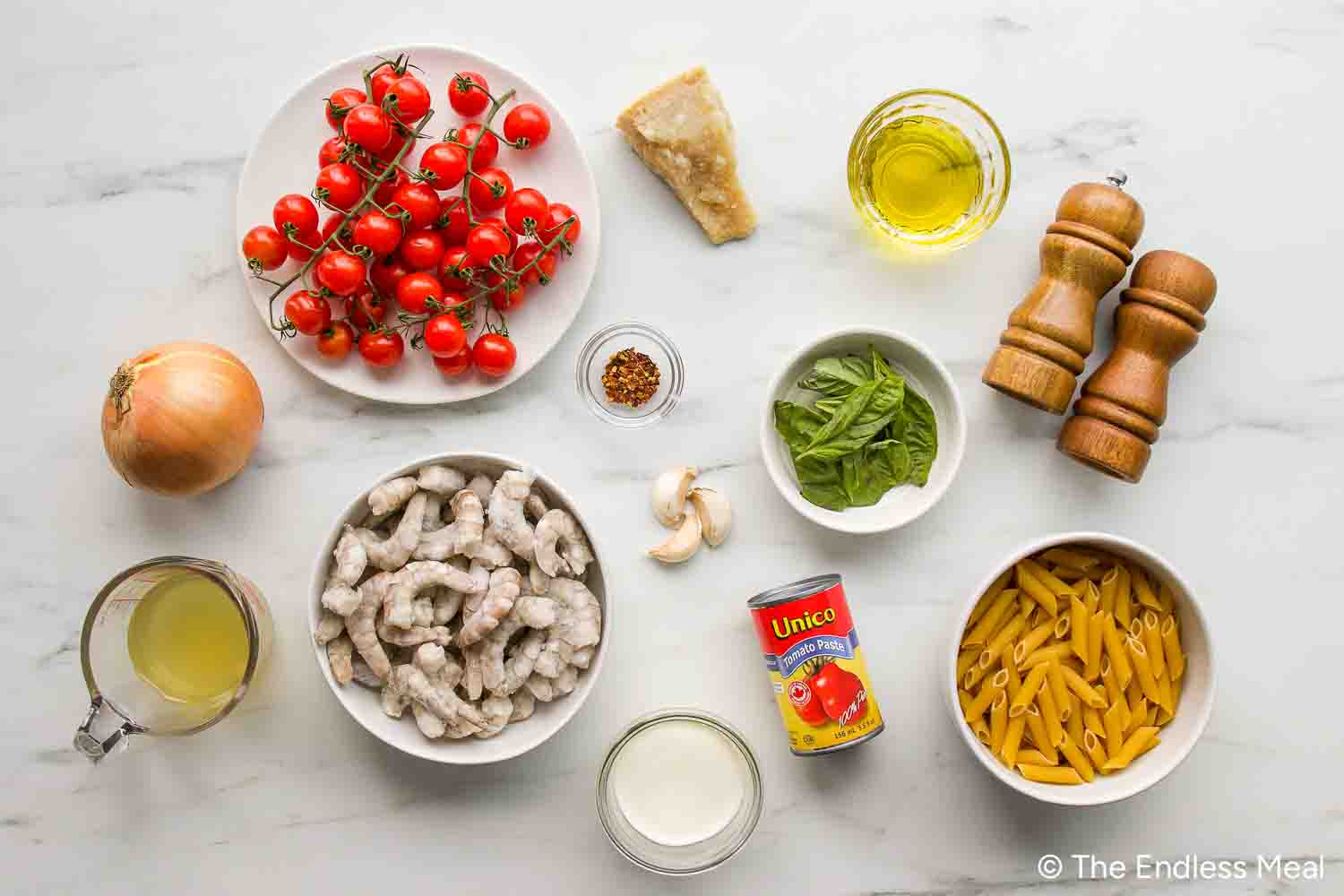 ingredients to make tomato shrimp pasta